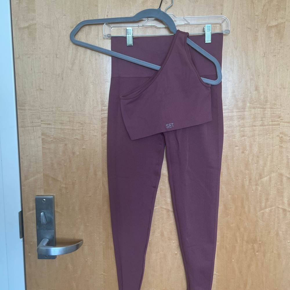 Set Active Two Piece Ribbed Workout Set — Canyon/Dark Magenta/Rosewood